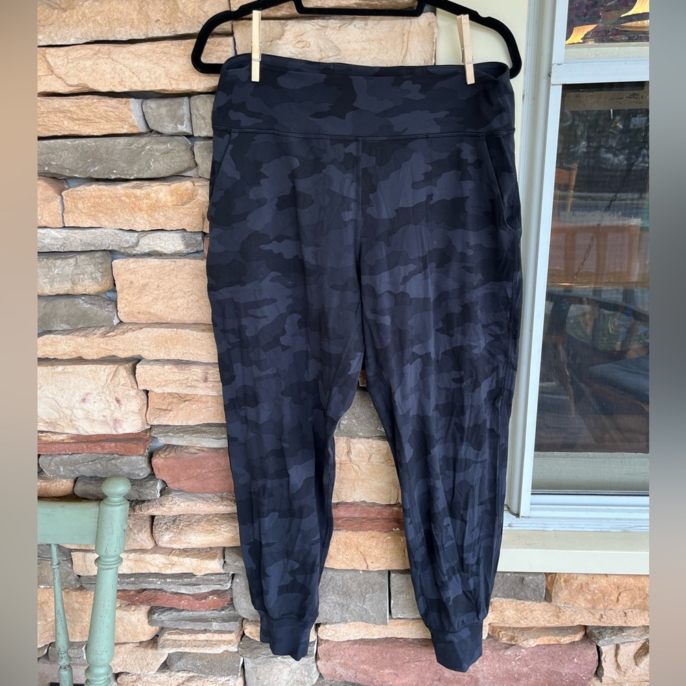 Lululemon Align Joggers